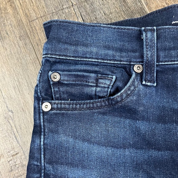 7 For All Mankind High Waist Skinny Jeans Pants Denim ((size 26)) - Picture 5 of 8